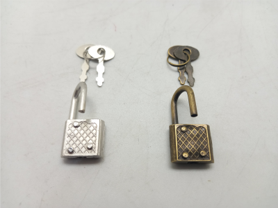 c-285-lock-and-key