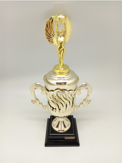 victory-lady-trophy-1